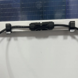 MTI Solarkabelklemme Stringklemme für die Kabelführung Profil Montage
